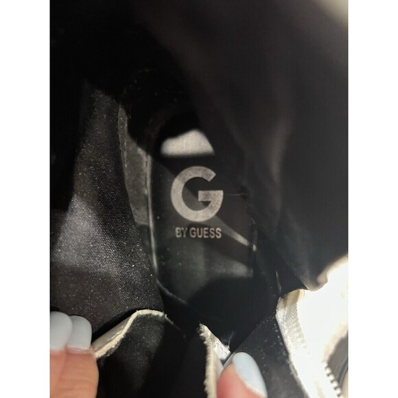 G By Guess Prez White Boots Buckle And Side Zip Closure Size 9.5 - Picture 7 of 8